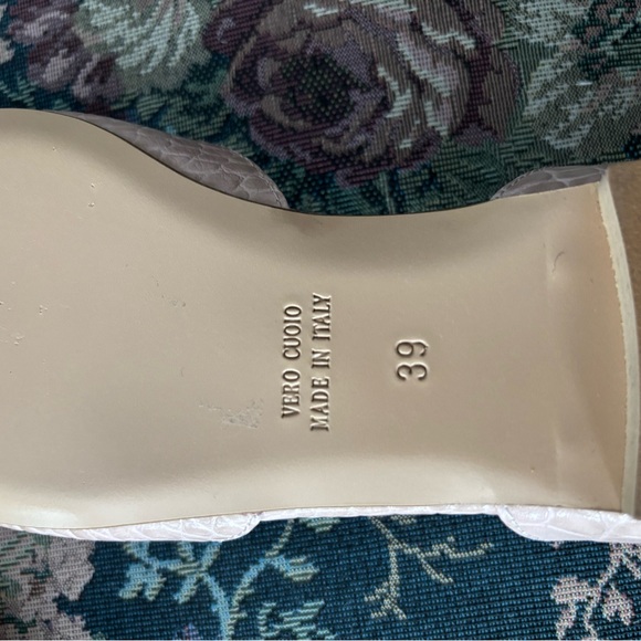 GRAVITYPOPE Nude D’Orsay Crocodile Leather Flats EU39 US8 Made in Italy - Picture 6 of 7